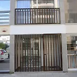 Elia Elegant - Centre, 5min Walk To Beach, Modern & New Apartment Larnaca