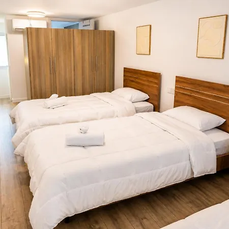Elia Elegant Central Suite Larnaca Lägenhet *