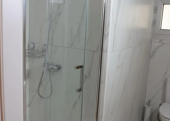 Elia Elegant アパート *